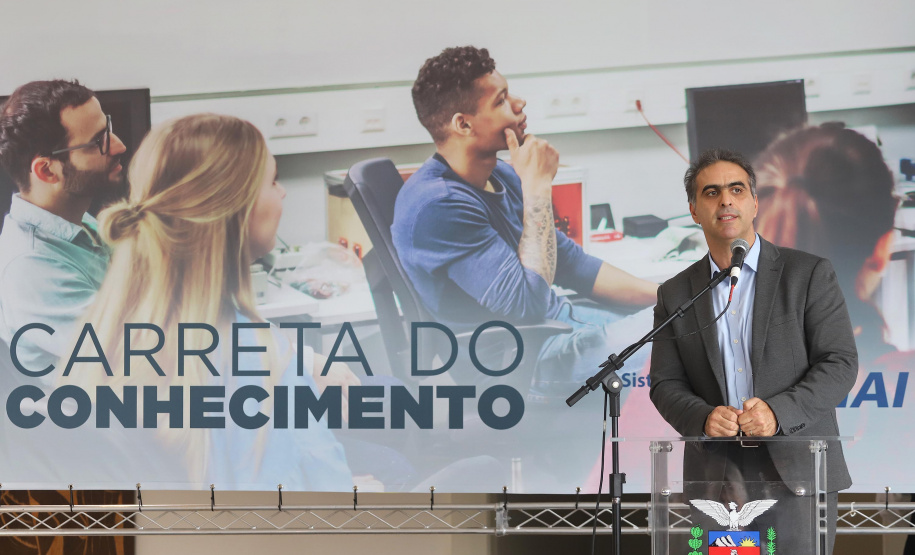 O bairro Uberaba, em Curitiba, será o primeiro do Paraná a receber o projeto Carretas do Conhecimento, idealizado pelo Governo do Paraná, através da Secretaria da Justiça, Família e Trabalho, em parceria com a Volkswagen e o Senai-PR