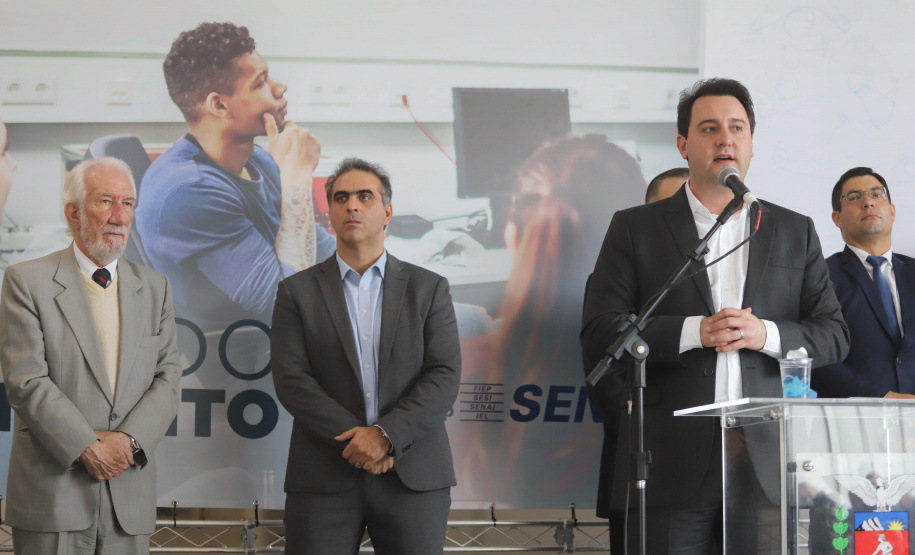 O bairro Uberaba, em Curitiba, será o primeiro do Paraná a receber o projeto Carretas do Conhecimento, idealizado pelo Governo do Paraná, através da Secretaria da Justiça, Família e Trabalho, em parceria com a Volkswagen e o Senai-PR