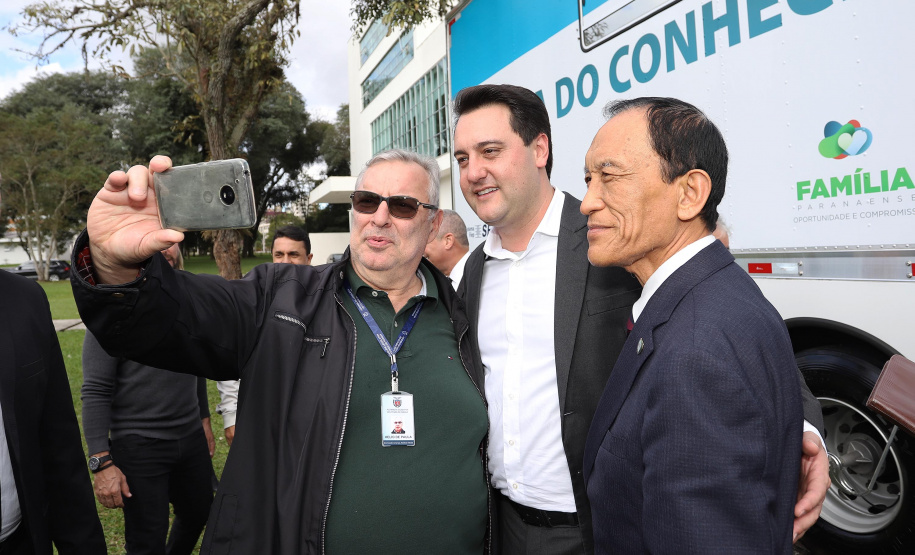 O bairro Uberaba, em Curitiba, será o primeiro do Paraná a receber o projeto Carretas do Conhecimento, idealizado pelo Governo do Paraná, através da Secretaria da Justiça, Família e Trabalho, em parceria com a Volkswagen e o Senai-PR