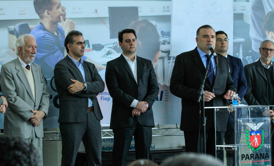 O bairro Uberaba, em Curitiba, será o primeiro do Paraná a receber o projeto Carretas do Conhecimento, idealizado pelo Governo do Paraná, através da Secretaria da Justiça, Família e Trabalho, em parceria com a Volkswagen e o Senai-PR