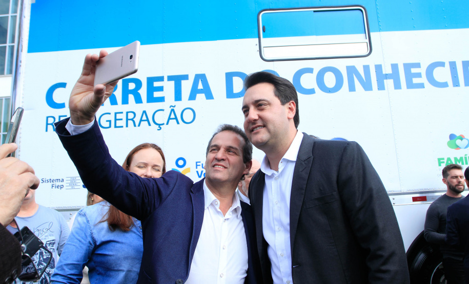 O bairro Uberaba, em Curitiba, será o primeiro do Paraná a receber o projeto Carretas do Conhecimento, idealizado pelo Governo do Paraná, através da Secretaria da Justiça, Família e Trabalho, em parceria com a Volkswagen e o Senai-PR