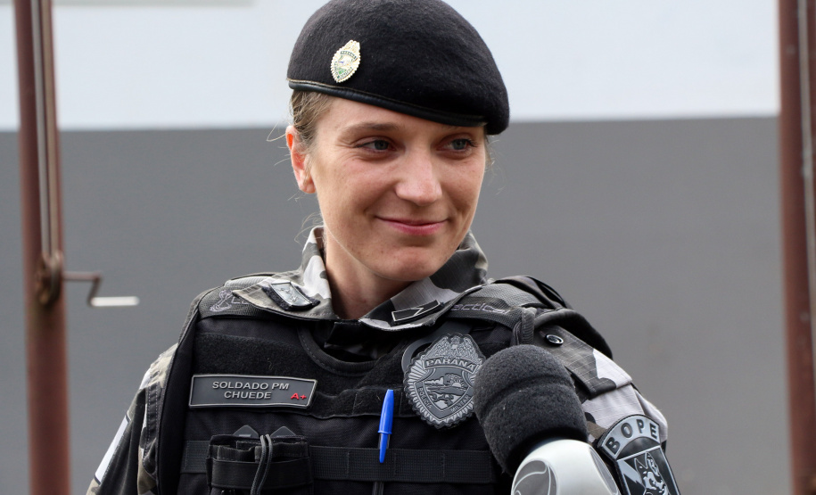 04-07-2019 RIC Grava no Canil A soldado Angélica Aparecida Chuede é a primeira mulher a fazer parte da Companhia de Operações com Cães (COC) do Batalhão de Operações Especiais (BOPE), em 47 anos de criação da subunidade. A inclusão da militar estadual aconteceu com a formatura dela no Curso de Cinotecnia na última semana, que fez todas as etapas com seu cão Hunter.  -  Curitiba, 04/07/2019  =-  Foto: Soldado Amanda Morais