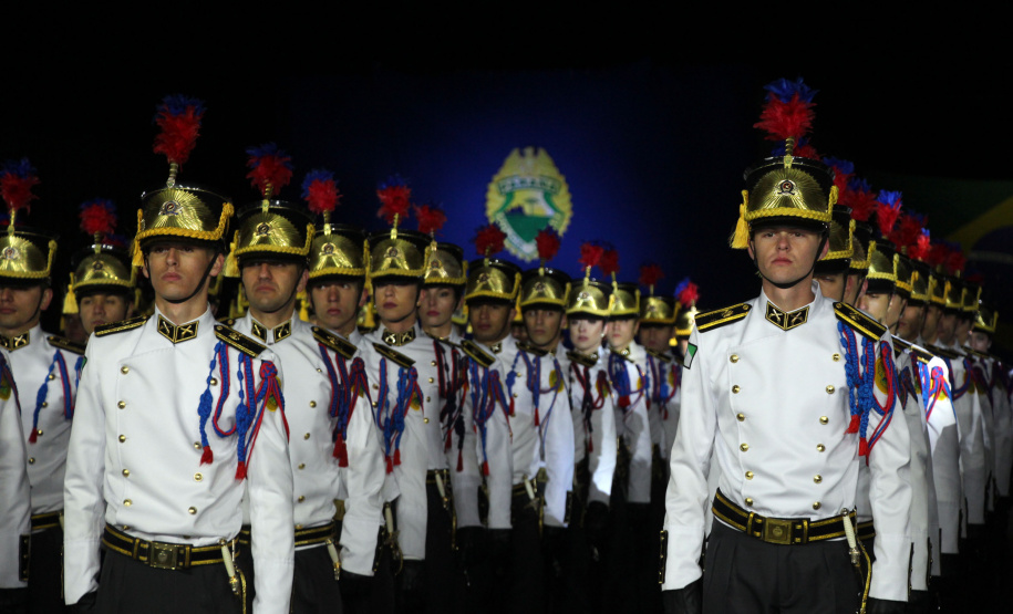 A formatura do Aspirantado 2019 nesta sexta-feira (05/07) concluiu a etapa de ensino de 93 policiais e bombeiros militares que há três anos ingressaram no Curso de Formação de Oficiais da Polícia Militar