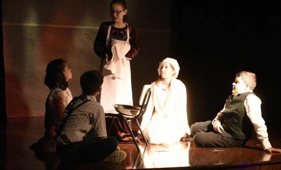 Ensaio da peça "Alfredo Andersen-Cenas do Cotidiano de um Paranista Norueguês" encenada pelos alunes do Centro Juvenil de Artes Plásticas(CJAP).Curitiba, 01 de julho de 2019.Foto: Kraw Penas/SECC