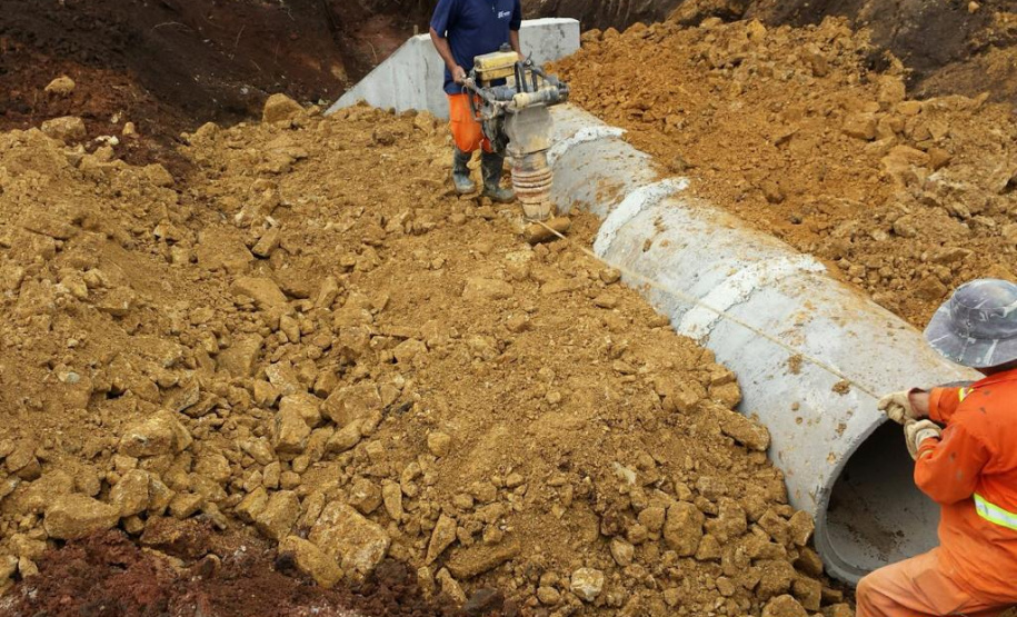 Obras na rodovia que liga Irati a São Mateus do Sul começaram em março e devem ser finalizadas até novembro de 2020. A primeira fase da obra está em andamento desde março, com os serviços de remoção da camada vegetal, drenagem, terraplanagem, construção de bueiros e galerias e implantação de pedreiras e usinas nas proximidades de Irati.  -  Irati, 25/06/2019  -  Foto: Divulgação DER