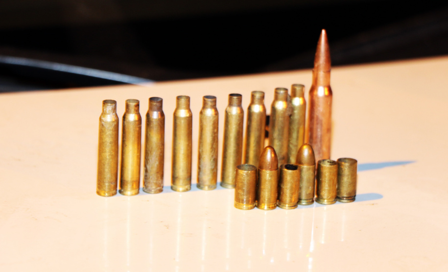 Horas de um trabalho de várias equipes policiais desde a madrugada de segunda-feira (08) culminaram na prisão de um homem que estaria envolvido no roubo de uma agência bancária em Quatro Barras, na Região Metropolitana de Curitiba