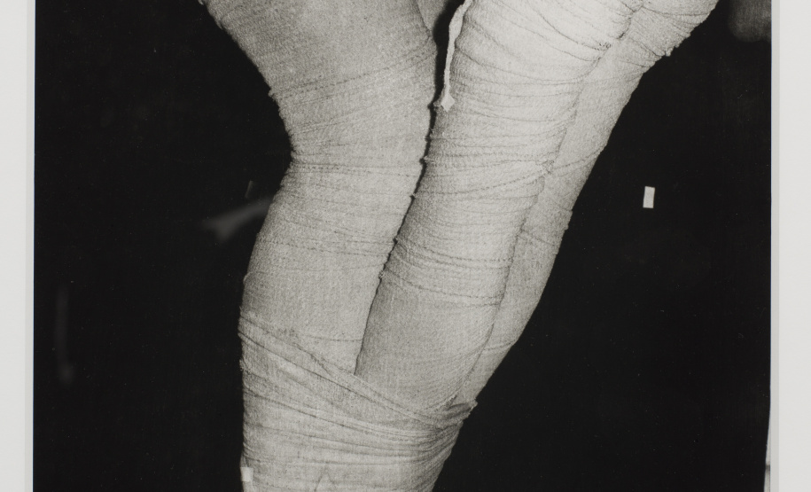 A mostra individual de Ivens Machado reúne desenhos, esculturas, fotografias e vídeos relacionados a diferentes períodos da trajetória do artista, procurando criar um diálogo entre as várias vertentes. Machado foi um dos artistas mais importantes de sua geração e um dos pioneiros da vídeoarte no Brasil. Em cartaz até o dia 11 de agosto, na Sala 4. - Curitiba, 09/07/2019 - Foto: David Geiger