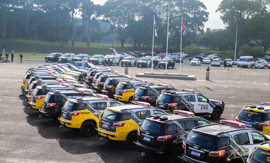 O governador Carlos Massa Ratinho Junior faz a entrega de viaturas para Polícia Civil e Polícia Militar nesta quarta-feira (10), na Acadêmia do Guatupê. Curitiba, 10/07/2019 -Foto: Geraldo Bubniak/ANPr