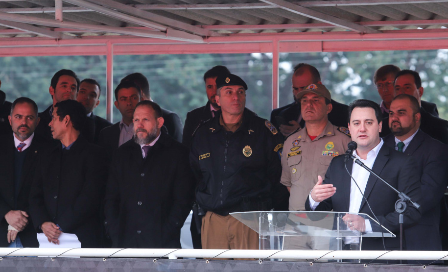 O Governo do Estado confirmou nesta quarta-feira (10) um reforço em equipamentos de segurança para as polícias do Paraná