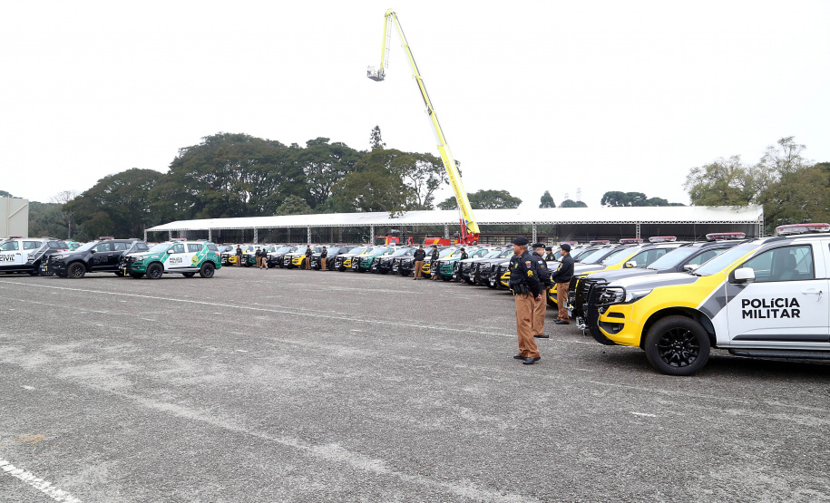 O governador Carlos Massa Ratinho Junior faz a entrega de viaturas para Polícia Civil e Polícia Militar nesta quarta-feira (10), na Acadêmia do Guatupê. Curitiba, 10/07/2019 -Foto:Gilson Abreu/ANPr