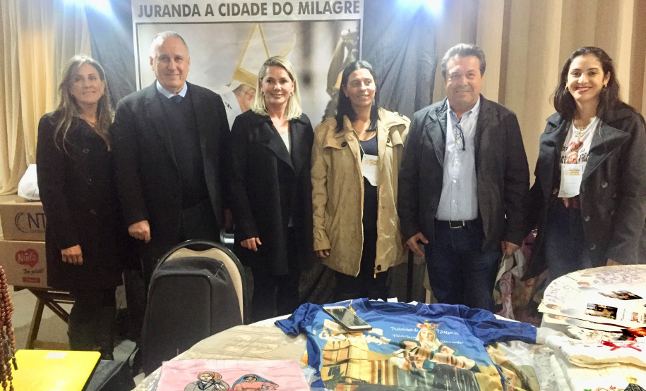 Começou nesta quarta feira (10), e vai até sexta feira (12), o XV Congresso Internacional de Turismo Religioso e Sustentável em Guarapuava. A Paraná Turismo participa neste importante evento que visa unir parcerias para divulgar as atrações e o potencial turístico da região.Foto: Edson Thomaz