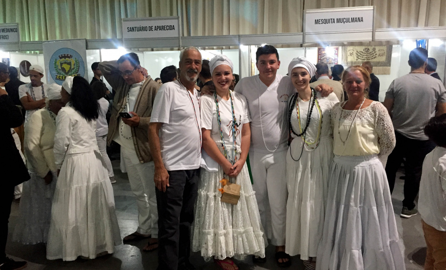 Começou nesta quarta feira (10), e vai até sexta feira (12), o XV Congresso Internacional de Turismo Religioso e Sustentável em Guarapuava. A Paraná Turismo participa neste importante evento que visa unir parcerias para divulgar as atrações e o potencial turístico da região.Foto: Edson Thomaz