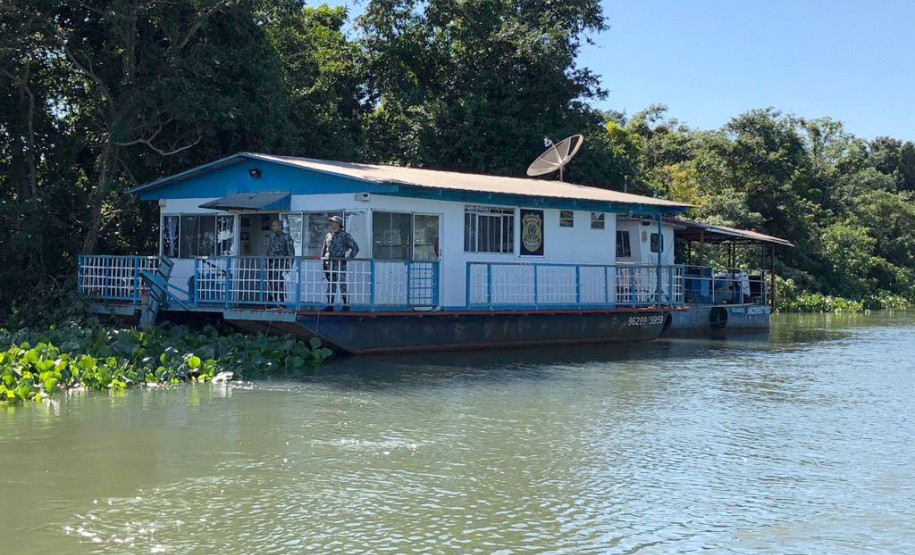 Rio Paraná recebe reforço de policiamento pelo BPFron para combater crimes transfronteiriços. Foto: Divulgação/PMPR