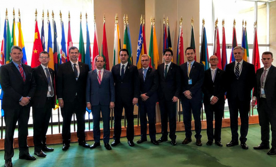 O governador Carlos Massa Ratinho Junior apresentou nesta segunda-feira (15), na sede da Organização das Nações Unidas (ONU), em Nova York, os avanços do Paraná na implantação dos Objetivos de Desenvolvimento Sustentável (ODS) e reforçou o compromisso do Estado com a Agenda 2030.Foto: Divulgação/ANPr