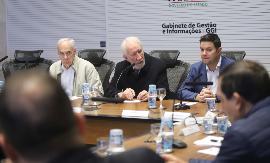 O governador em exercício Darci Piana reunido com o secretariado de Governo.Curitiba, 16-07-19.Foto: Arnaldo Alves / ANPr.