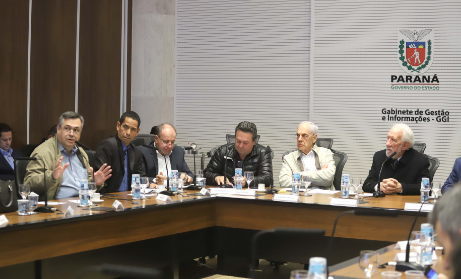 O governador em exercício Darci Piana reunido com o secretariado de Governo.Curitiba, 16-07-19.Foto: Arnaldo Alves / ANPr.