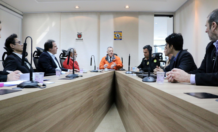 O Governo do Estado está trabalhando para viabilizar a aquisição de novos radares Banda X para monitoramento meteorológico e previsão de desastres naturais.
A Secretaria de Estado do Planejamento e Projetos Estruturantes está desenvolvendo o projeto em conjunto com a Coordenadoria Estadual de Proteção e Defesa Civil e o Sistema Meteorológico do Paraná (Simepar) para a implantação de novas unidades do Banda X. Foto: Divulgação/SEPL