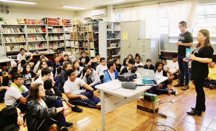 Paraná levará projeto contra bullying digital às escolas estaduais. Foto: Divulgação/Copel