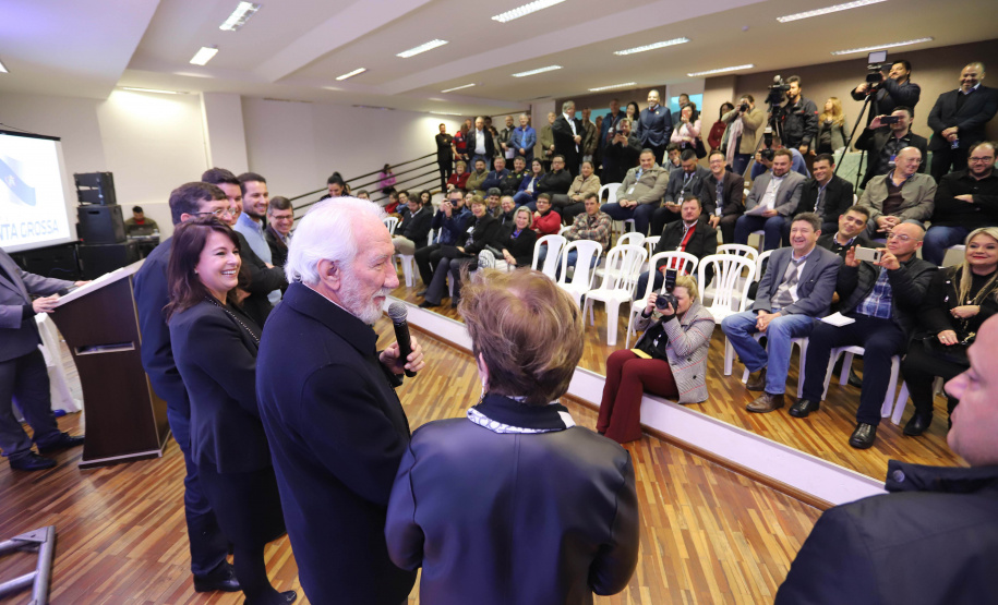 Agregar soluções inteligentes para melhorar a mobilidade urbana nos municípios paranaenses