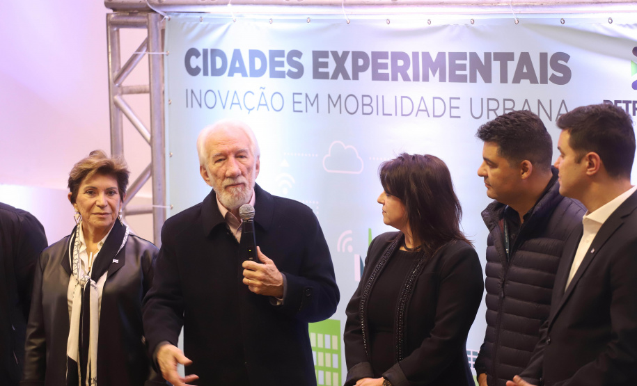 Agregar soluções inteligentes para melhorar a mobilidade urbana nos municípios paranaenses