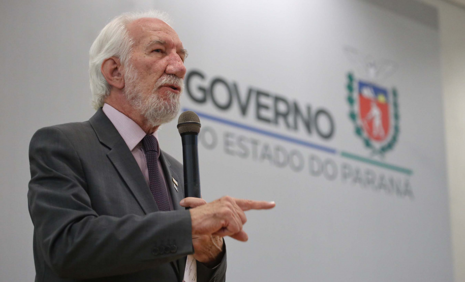 O governador em exercício Darci Piana foi escolhido pelo Instituto Boina Azul, do Rio Grande do Sul, para representar o Paraná na homenagem à Segurança Pública do Estado