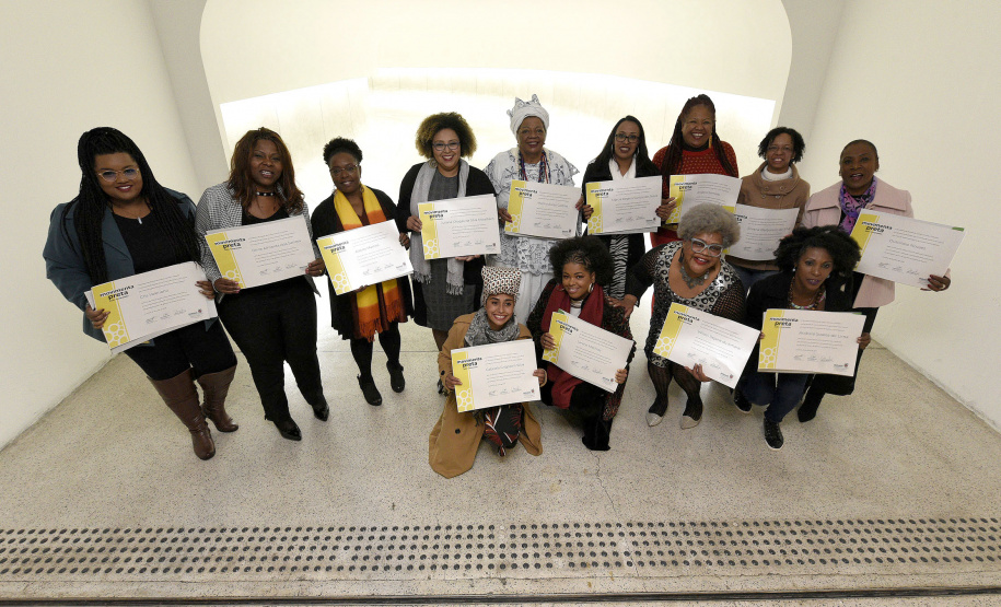 "Movimenta Preta" homenageia 30 mulheres negras na abertura da sua programação. Foto: 
Kraw Pennas/SECC