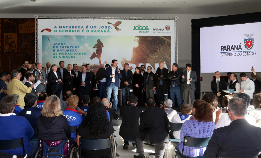 O Paraná terá neste ano uma série de competições que ajudarão a estimular práticas esportivas, além de evidenciar as belezas do Estado, atrair turistas e movimentar a economia de diversas regiões. São os Jogos de Aventura e Natureza, uma iniciativa pioneira no Brasil em formato e abrangência que foi lançada nesta terça-feira (23) pelo governador Carlos Massa Ratinho Junior. Foto:Gilson Abreu/ANPr
