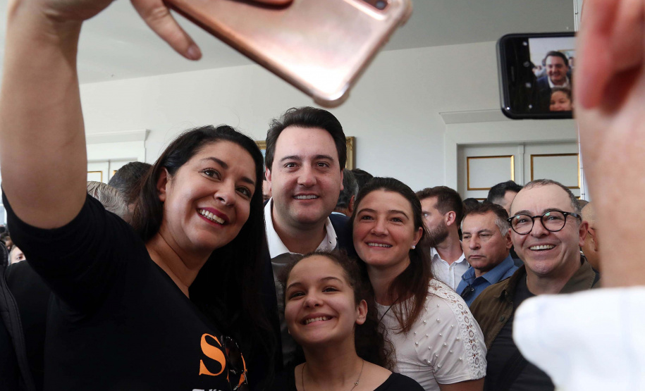 O Paraná terá neste ano uma série de competições que ajudarão a estimular práticas esportivas, além de evidenciar as belezas do Estado, atrair turistas e movimentar a economia de diversas regiões. São os Jogos de Aventura e Natureza, uma iniciativa pioneira no Brasil em formato e abrangência que foi lançada nesta terça-feira (23) pelo governador Carlos Massa Ratinho Junior. Foto:Gilson Abreu/ANPr