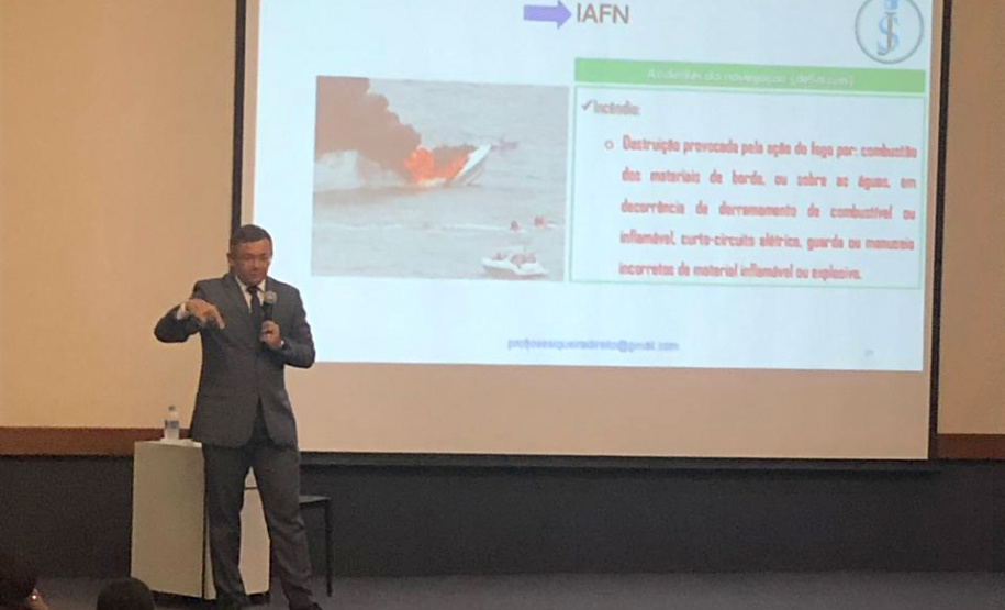 Uma equipe da Diretoria Jurídica e do Núcleo de Arrendamentos da Portos do Paraná participa nesta semana do curso de formação de Direito Marítimo nos Tribunais e do III Congresso de Direito Portuário e Aduaneiro da Maritime Law Academy, na Capitania dos Portos, no Rio de Janeiro. Foto: Divulgação/Portos do Paraná