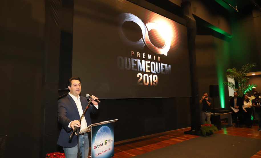 O governador Carlos Massa Ratinho Junior participou, Medianeira, da abertura da AveSui South America, feira de aves, suínos, peixes e leite, considerada uma das maiores de proteína animal do continente. Presentes na solenidade: vice-prefeito de Medianeira, José Vani Graci; o secretário de Agricultura e do Abastecimento, Norberto Ortigara; presidente da Cooperativa Lar, Irineo da Costa Rodrigues; deputados: Marcel Micheletto; cel. Lee; entre outros.Medianeira, 23-07-19.Foto: Arnaldo Alves / ANPr.