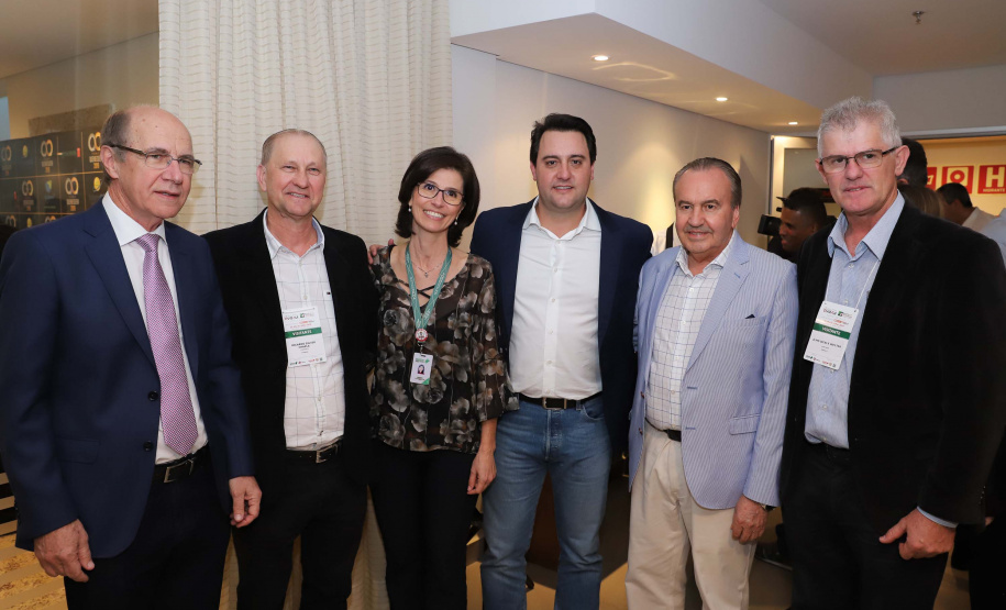 O governador Carlos Massa Ratinho Junior afirmou nesta terça-feira (23), durante a abertura da AveSui Eurotier South America 2019, em Medianeira, que o Estado prepara as bases logísticas para facilitar ainda mais o desenvolvimento do cooperativismo no Paraná, que já é referência para o agronegócio brasileiro