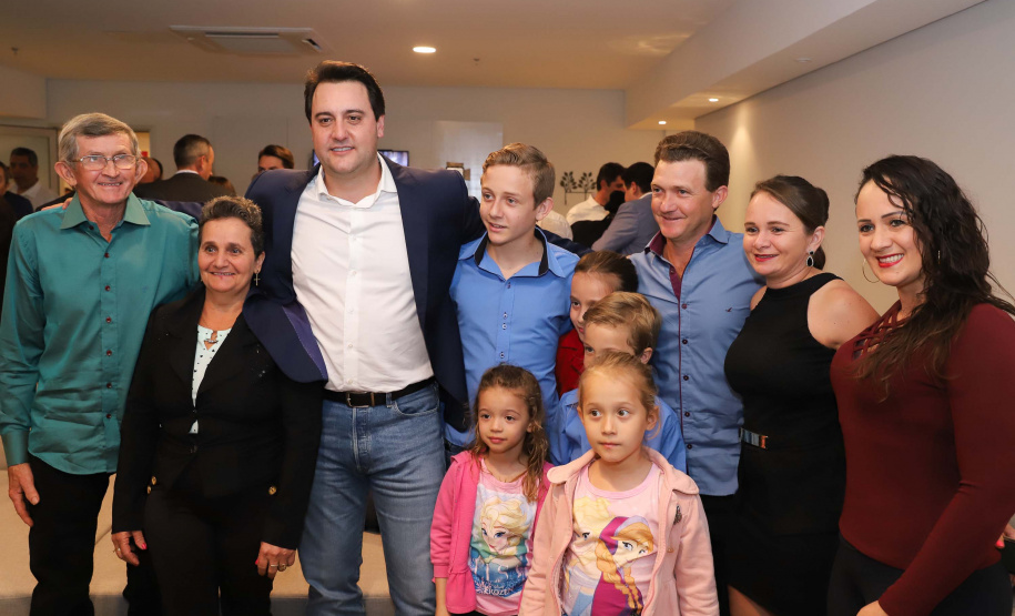 O governador Carlos Massa Ratinho Junior afirmou nesta terça-feira (23), durante a abertura da AveSui Eurotier South America 2019, em Medianeira, que o Estado prepara as bases logísticas para facilitar ainda mais o desenvolvimento do cooperativismo no Paraná, que já é referência para o agronegócio brasileiro