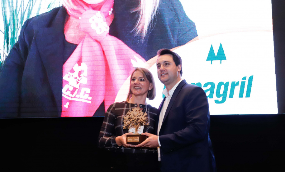 O governador Carlos Massa Ratinho Junior afirmou nesta terça-feira (23), durante a abertura da AveSui Eurotier South America 2019, em Medianeira, que o Estado prepara as bases logísticas para facilitar ainda mais o desenvolvimento do cooperativismo no Paraná, que já é referência para o agronegócio brasileiro