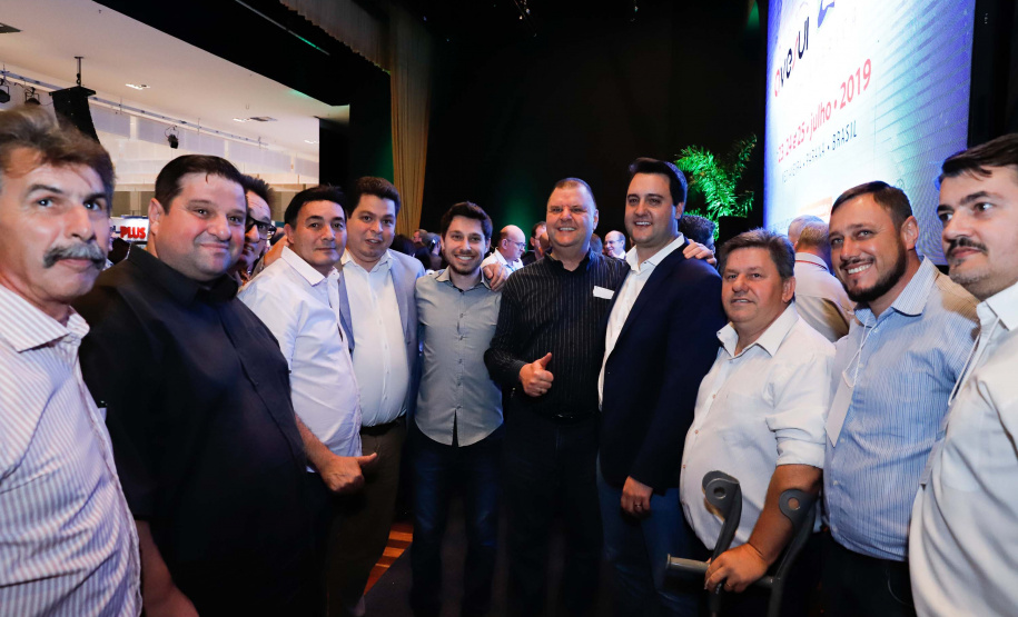 O governador Carlos Massa Ratinho Junior afirmou nesta terça-feira (23), durante a abertura da AveSui Eurotier South America 2019, em Medianeira, que o Estado prepara as bases logísticas para facilitar ainda mais o desenvolvimento do cooperativismo no Paraná, que já é referência para o agronegócio brasileiro