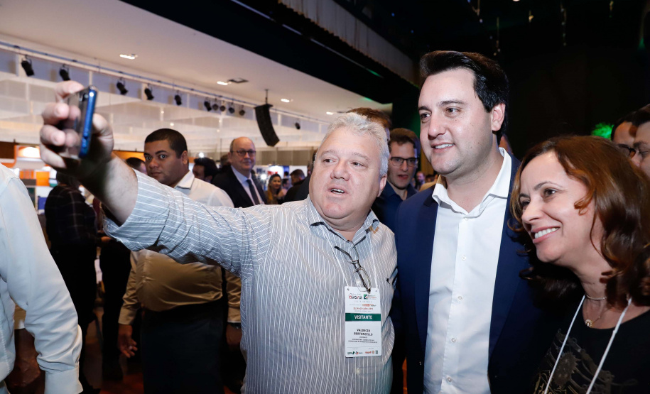 O governador Carlos Massa Ratinho Junior afirmou nesta terça-feira (23), durante a abertura da AveSui Eurotier South America 2019, em Medianeira, que o Estado prepara as bases logísticas para facilitar ainda mais o desenvolvimento do cooperativismo no Paraná, que já é referência para o agronegócio brasileiro