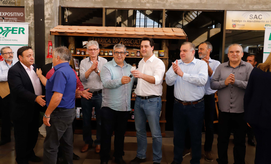 Governador Carlos Massa Ratinho Junior entrega  54 veículos para escritórios da Emater no Interior do Estado. Curitiba, 24/07/2019 - Foto: Rodrigo Felix Leal/ANPr