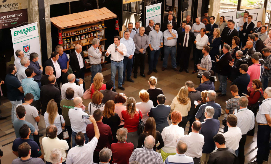 Governador Carlos Massa Ratinho Junior entrega  54 veículos para escritórios da Emater no Interior do Estado. Curitiba, 24/07/2019 - Foto: Rodrigo Felix Leal/ANPr