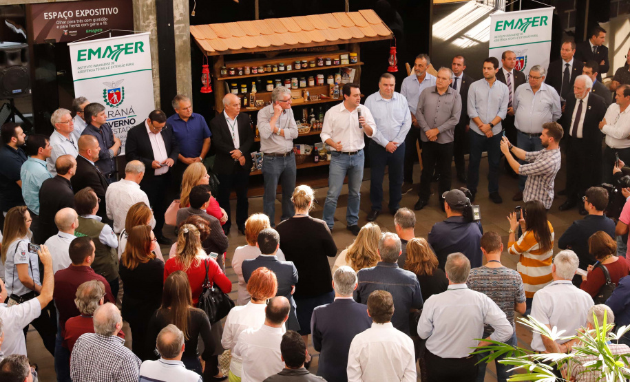 Governador Carlos Massa Ratinho Junior entrega  54 veículos para escritórios da Emater no Interior do Estado. Curitiba, 24/07/2019 - Foto: Rodrigo Felix Leal/ANPr