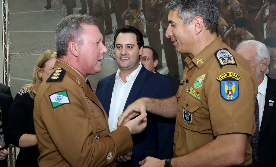 O governador Carlos Massa Ratinho Junior assina promoções e progressões das Forças de Segurança Pública. Foto: Jaelson Lucas/ANPr