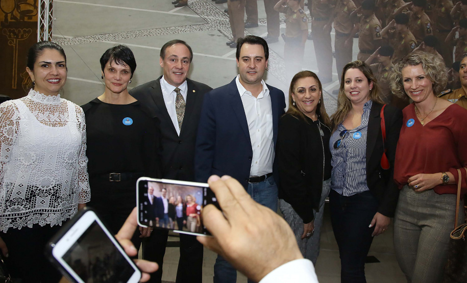 O governador Carlos Massa Ratinho Junior assina promoções e progressões das Forças de Segurança Pública. Foto: Jaelson Lucas/ANPr