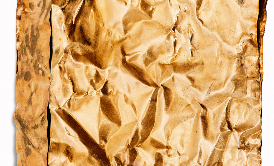 O Espaço Cultural BRDE - Palacete dos Leões, em Curitiba, inaugura nesta quinta-feira (25) a exposição Pinturas Vazias - Paolo Ridolfi. Com curadoria de Mariana von Hartenthal, a mostra abre o calendário de mostras contempladas no Edital de Artes Visuais 2019-2020. O público pode conferir até 23 de agosto e a entrada é gratuita.Cobre aberto II, 2014. Foto: Divulgação/BRDE