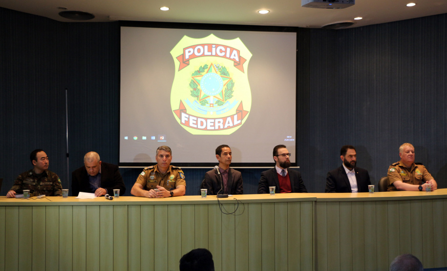 25-07-2019 Simpósio de Operações Policiais Militares de Fronteira. Oficiais e praças de diversas unidades da Polícia Militar do Paraná, principalmente das especializadas, participam nesta quinta e sexta-feira (25 e 26), em Foz do Iguaçu, do 1º Simpósio de Operações Policiais Militares de Fronteira. Foto: Soldado Ismael Ponchio