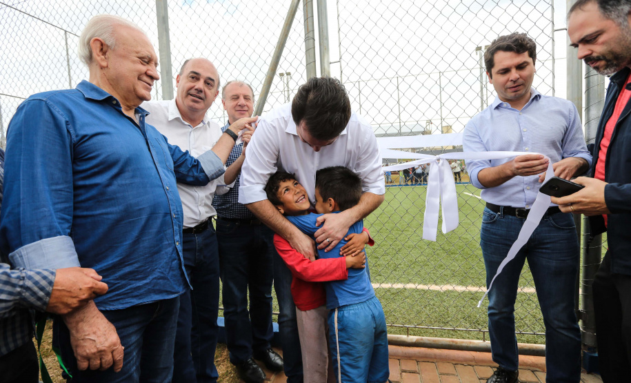 O governador Carlos Massa Ratinho Junior inaugurou nesta sexta-feira (26) em  Ivaiporã, no Vale do Ivaí, a unidade do projeto Meu Campinho implantada no município.   Ivaiporã, 26/07/2019 -Foto: Geraldo Bubniak/ANPr