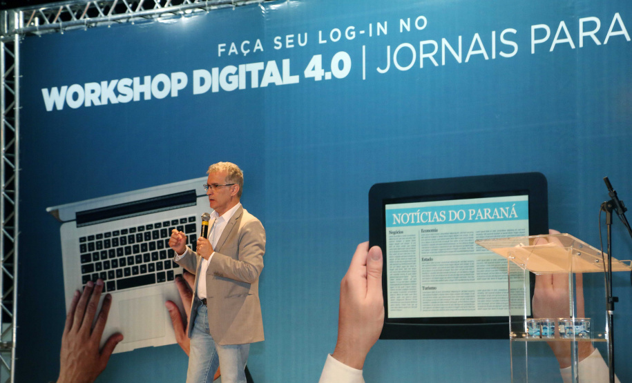 A Secretaria de Estado da Comunicação Social e Cultura reúne neste fim de semana empresários, jornalistas, publicitários e profissionais da área de comunicação para discutir a necessidade de transformar jornais e sites em plataformas de conteúdo mais dinâmicas e adaptadas ao mundo virtual