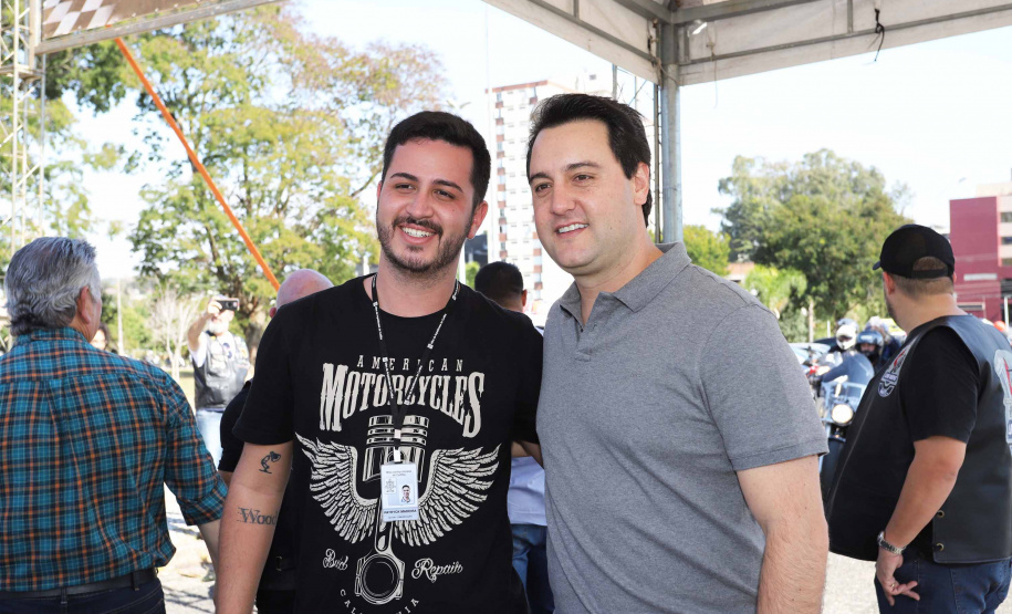 O governador Carlos Massa Ratinho Junior participou e deu as boas-vindas aos motoqueiros, presentes na benção em comemoração ao seu dia. Curitiba, 17-07-19.Foto: Arnaldo Alves / ANPr.