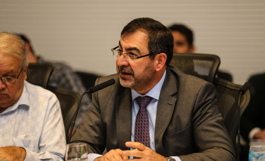 O governador Carlos Massa Ratinho Júnior recebe nesta segunda-feira (29), prefeitos da Margem do Rio Paranapanema para tratar da retirada da energia vendida por usinas da formação do valor adicionado do ICMS. Curitiba, 29/07/2019 -Foto: Geraldo Bubniak/ANPr