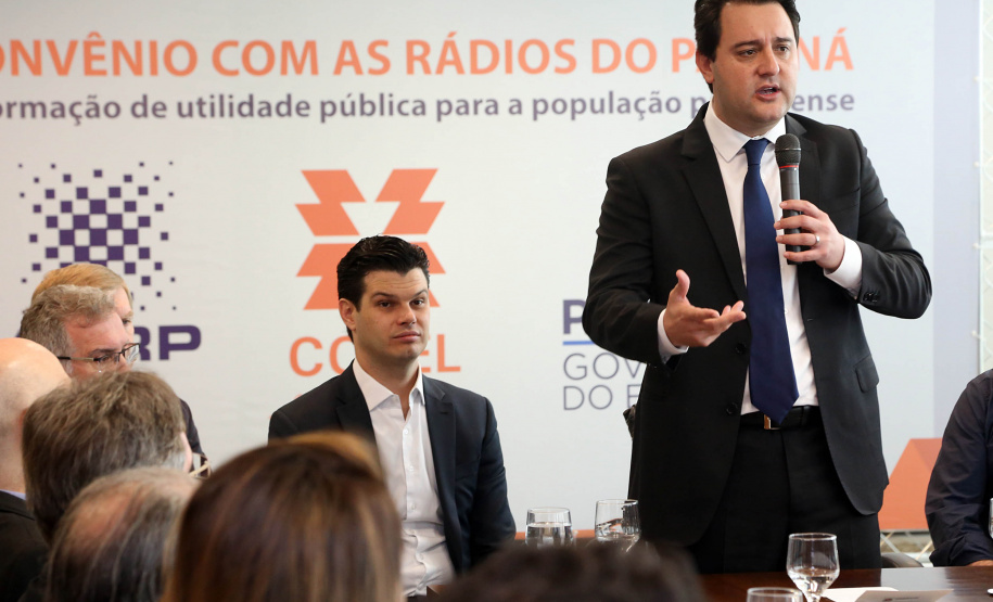 A Copel renovou a parceria que mantém há 30 anos com a Associação das Emissoras de Radiodifusão do Paraná (Aerp) para a veiculação de mensagens de utilidade pública sobre fornecimento, geração e transmissão de energia