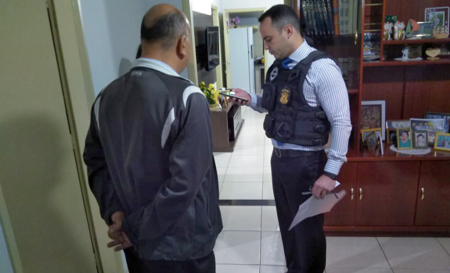 A Polícia Civil do Paraná (PCPR) cumpriu nesta terça-feira (30) 21 mandados judiciais contra um grupo criminoso que fraudava o DPVAT – seguro de Danos Pessoais Causados por Veículos Automotores de Via Terrestre. O esquema teria desviado cerca de R$ 1 milhão em Umuarama, no Noroeste do Estado. Foto: Divulgação/PCPR