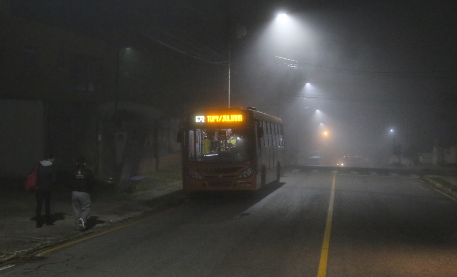 Os moradores de Araucária ganharam uma nova ligação de ônibus com Curitiba. Atendendo a uma reivindicação antiga dos moradores, a linha Vila Juliana foi estendida até o bairro Campina da Barra, na cidade da região metropolitana. Foto: José Fernando Ogura/ANPr