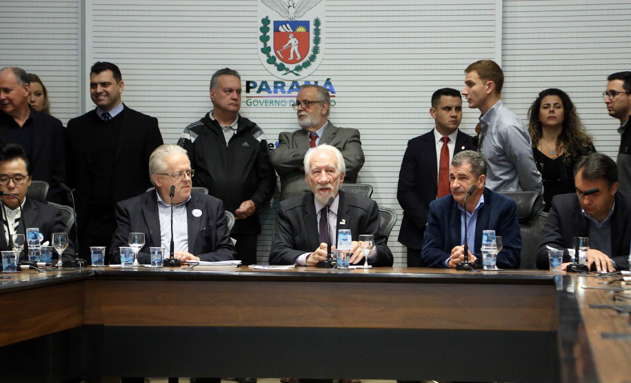 Atletas e turistas de sete países estarão no Paraná no ano que vem para a primeira edição dos Jogos Internacionais da Natureza, realizados entre maio e junho de 2020 em 13 municípios da Serra do Mar, que compreende o Litoral e a Região Metropolitana de Curitiba